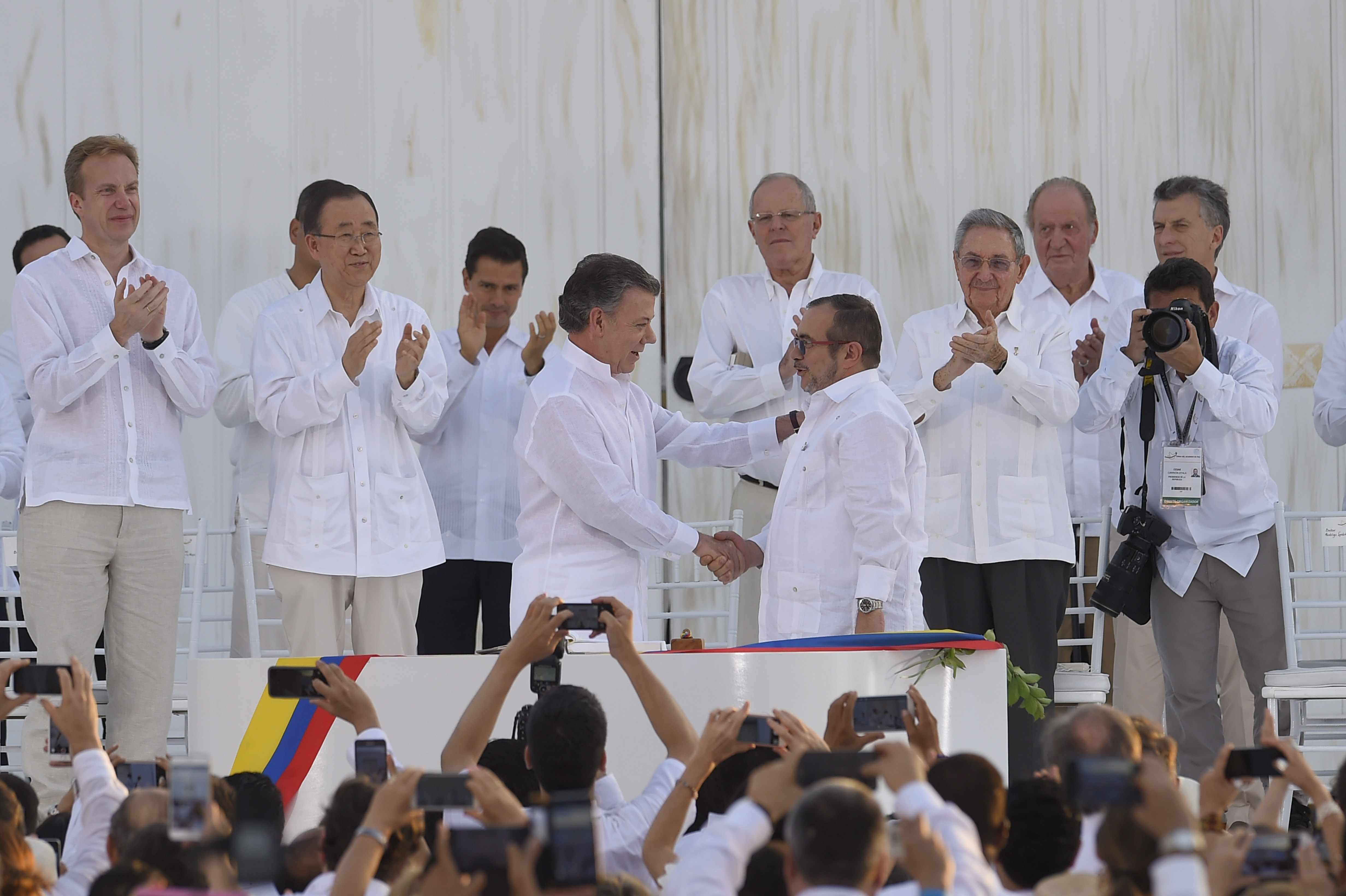 foto acuerdo de paz colombia